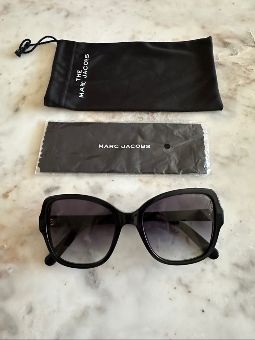 Marc Jacobs Black  Square Sunglasses with Gradient Lenses